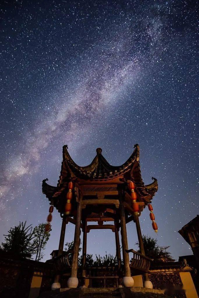 安徽中药科技学校开展“笔墨迎春送祝福”活动
